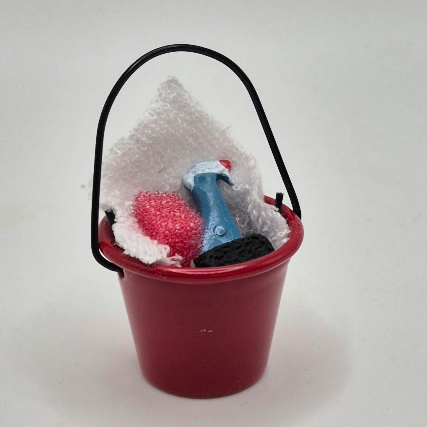 Red Bucket with Cleaning Supplies - Metal - 1/12 Scale Dollhouse Miniature