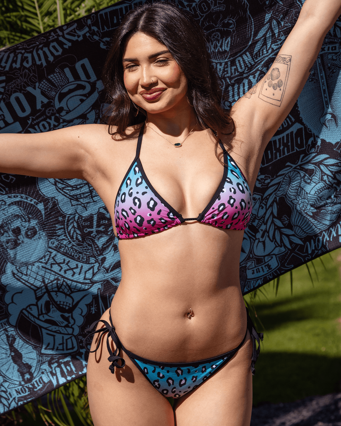 Women's Cougar Hunter String Bikini Bottom - Pink & Aqua