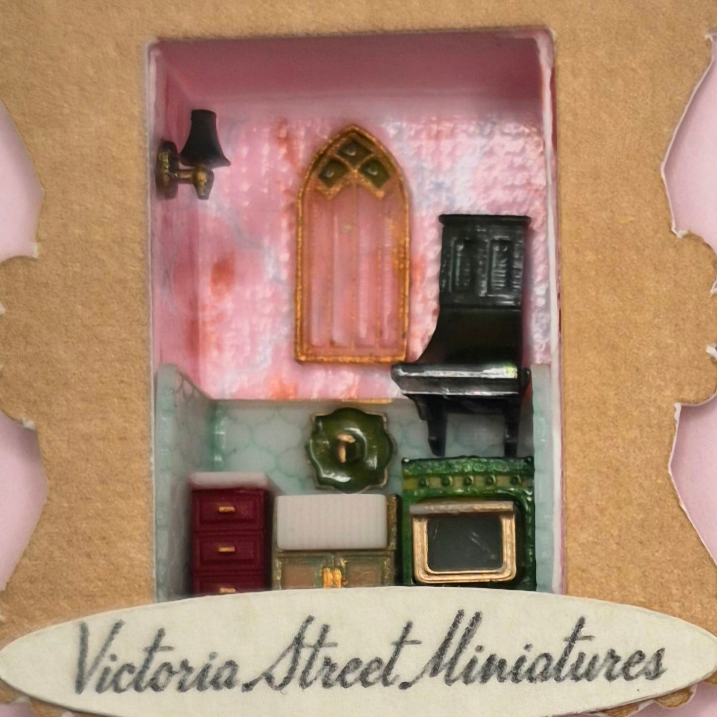 Painted Kitchen Stove & Sink - 3D Printed Kit - Ivette Orellana - 1/144 Scale Dollhouse Miniature