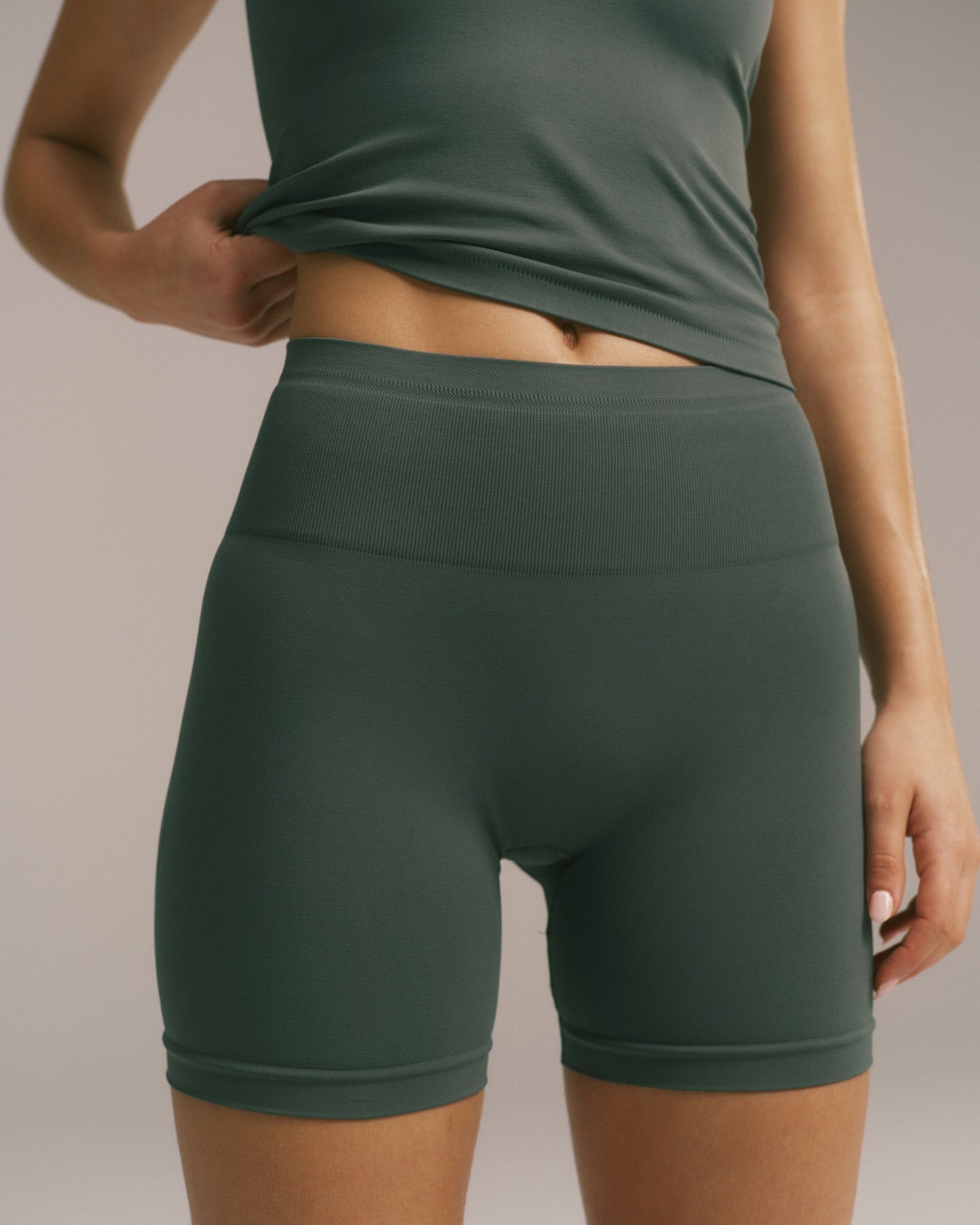 Seamless Crop Shorts - Sea Green