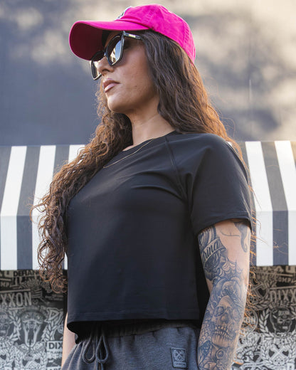 Women's Essential Cropped Tee - Black