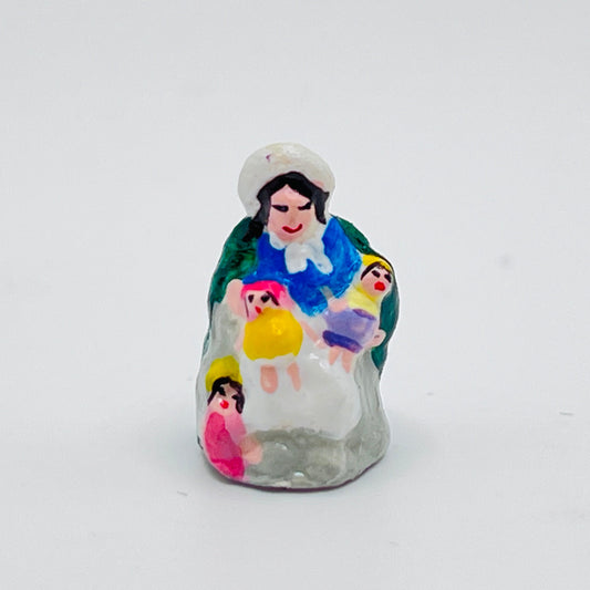 Ragdolls Seller Figurine - Miniature
