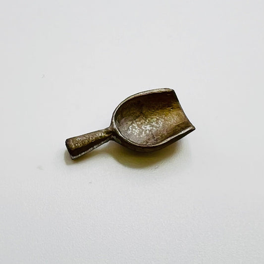 Large Metal Scoop - 1/12 Scale Dollhouse Miniature