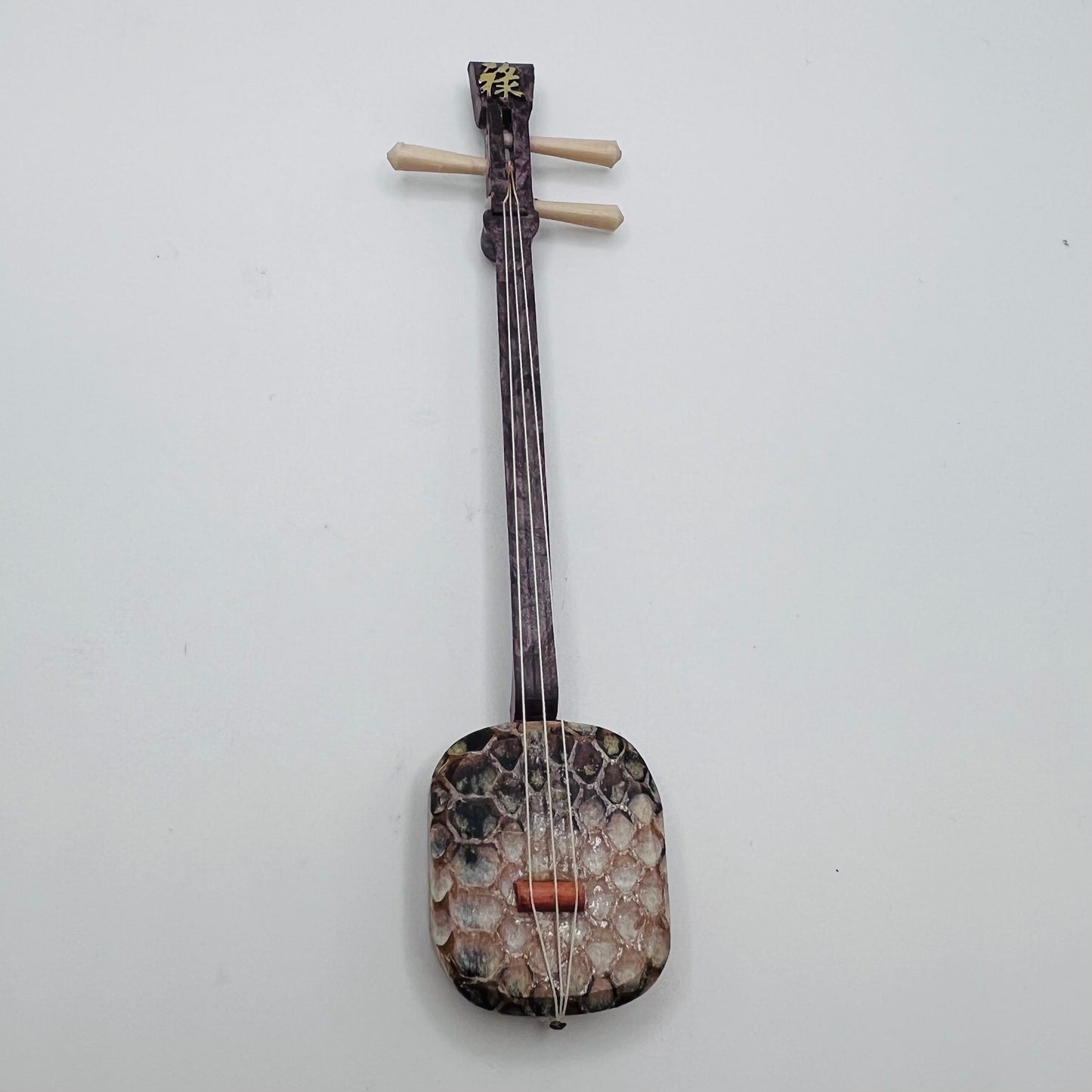 Sanxian- Chinese Lute Musical Instrument - 1/12 Scale Dollhouse Miniature