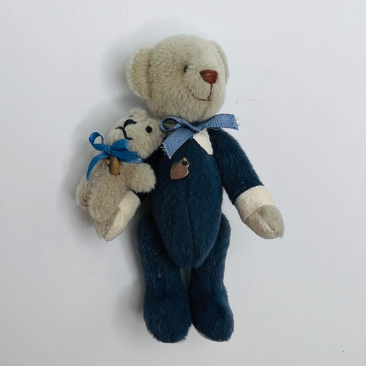 Ganz Cottage Collectible Bear - Kyle - 1/12 Scale Dollhouse Miniature