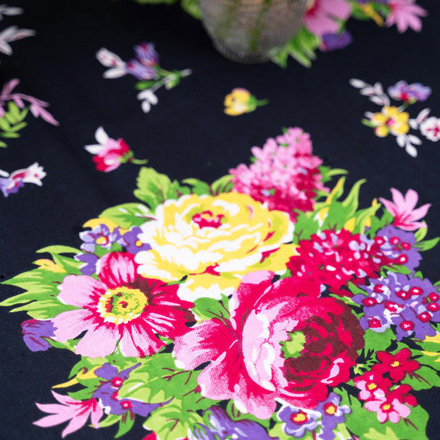 April Cornell – Avonlea Tablecloth - Black